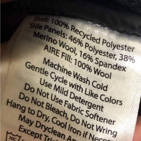 IBEX WOOL AIRE Merino Black and Purple Puffer Jacket - Picture 4 of 10